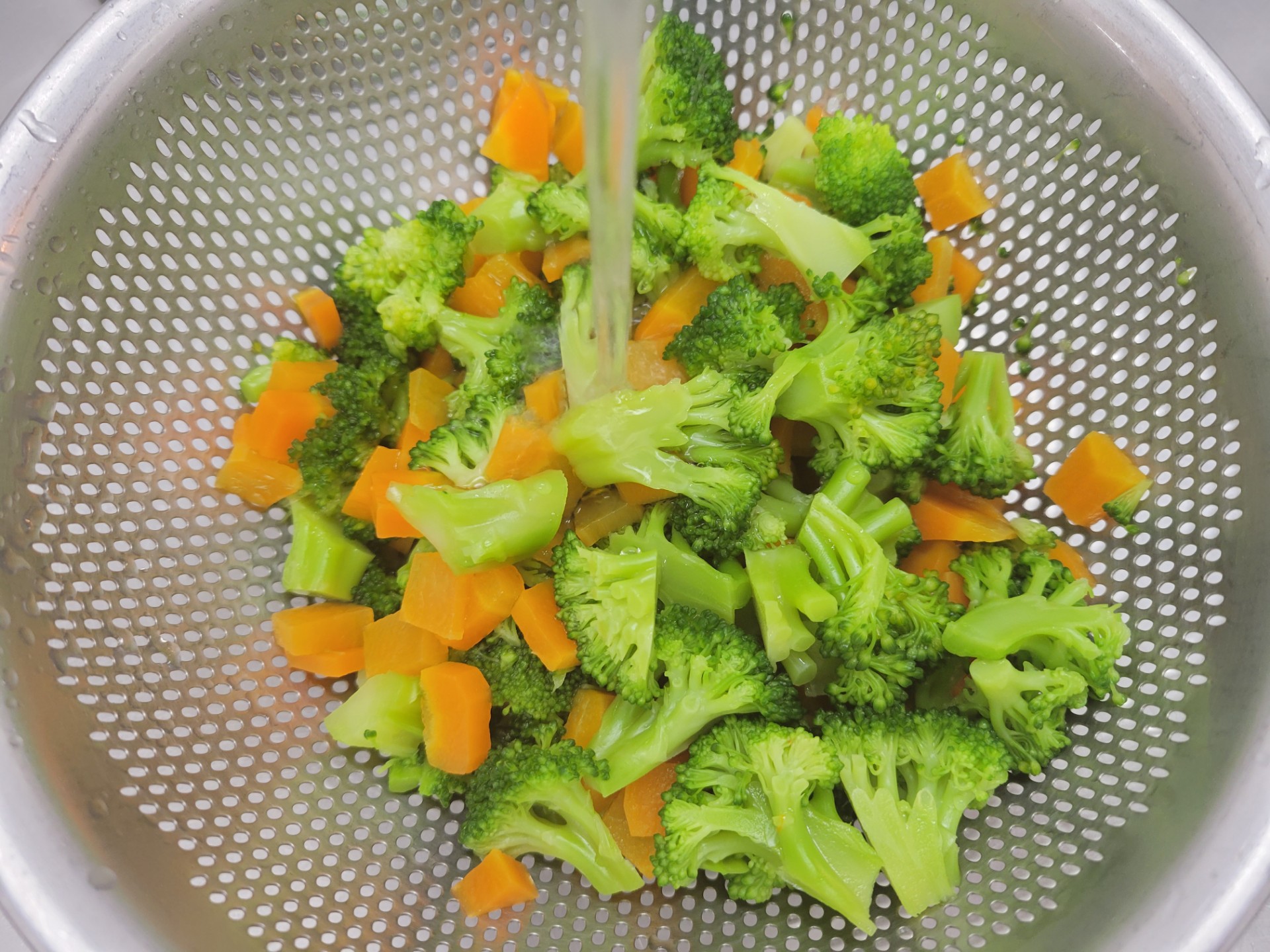 ブロッコリーのごま和え ぬくもりのおうち保育給食レシピ集 ブロッコリーのごま和え ぬくもりのおうち保育給食レシピ集